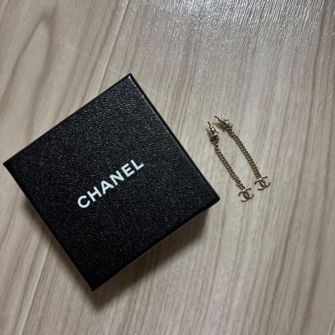 《専用》CHANEL ゴールドチェーンピアス