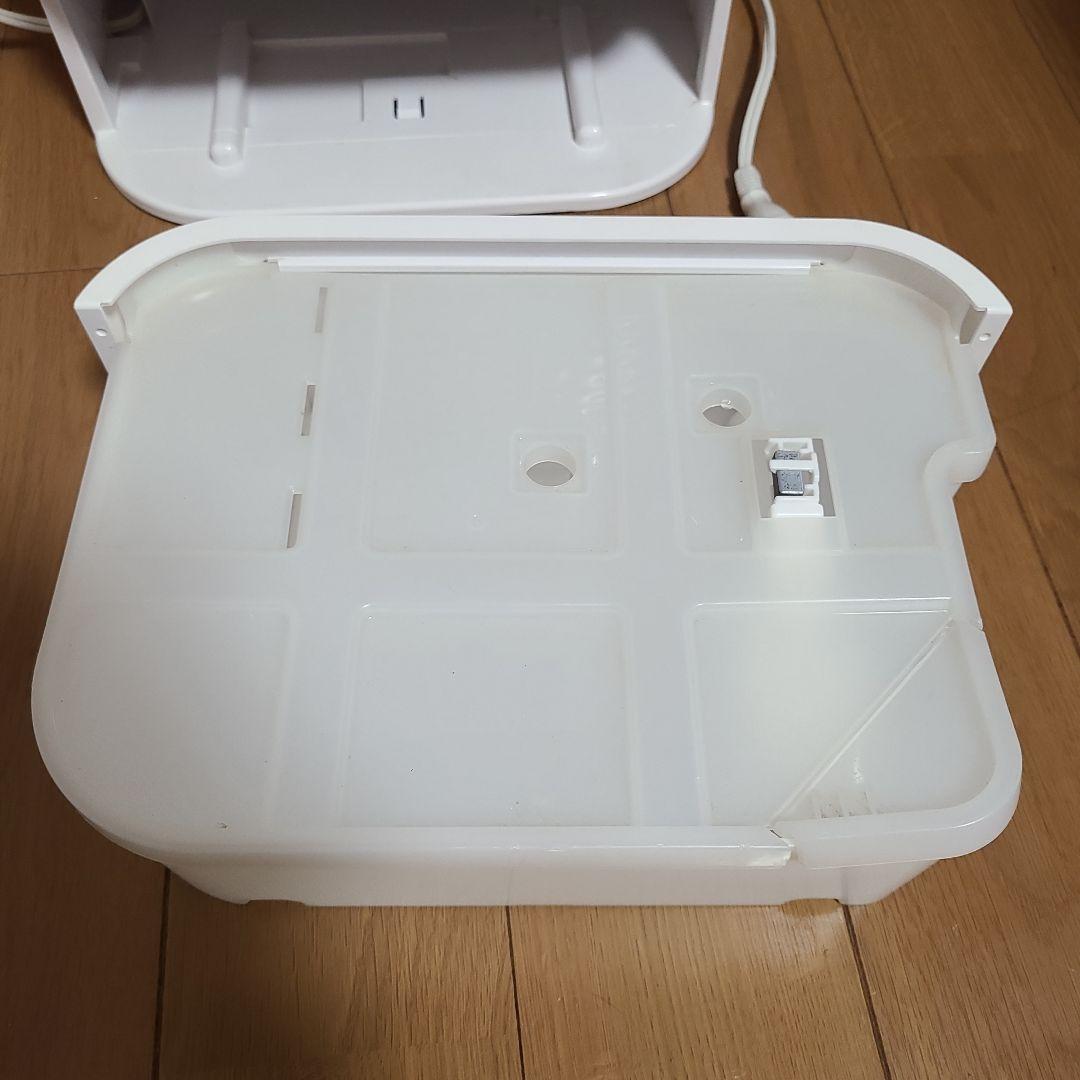 サーキュレーター除湿機　アイリスオーヤマ　IRIS OHYAMA 除湿機