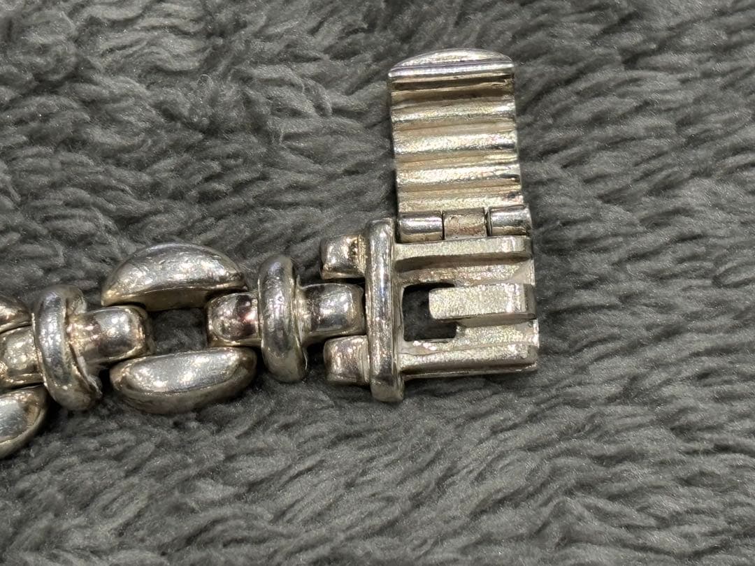 GUCCI シルバーブレスレット