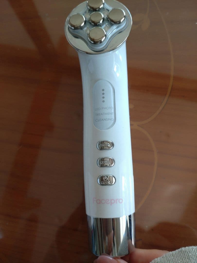 LEDフォト　Face Pro (フェイスプロ) 美顔器