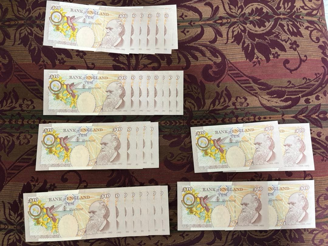 芙*子様 イギリス　旧紙幣　10ポンド　32枚　5ポンド　16枚　合計400ポン