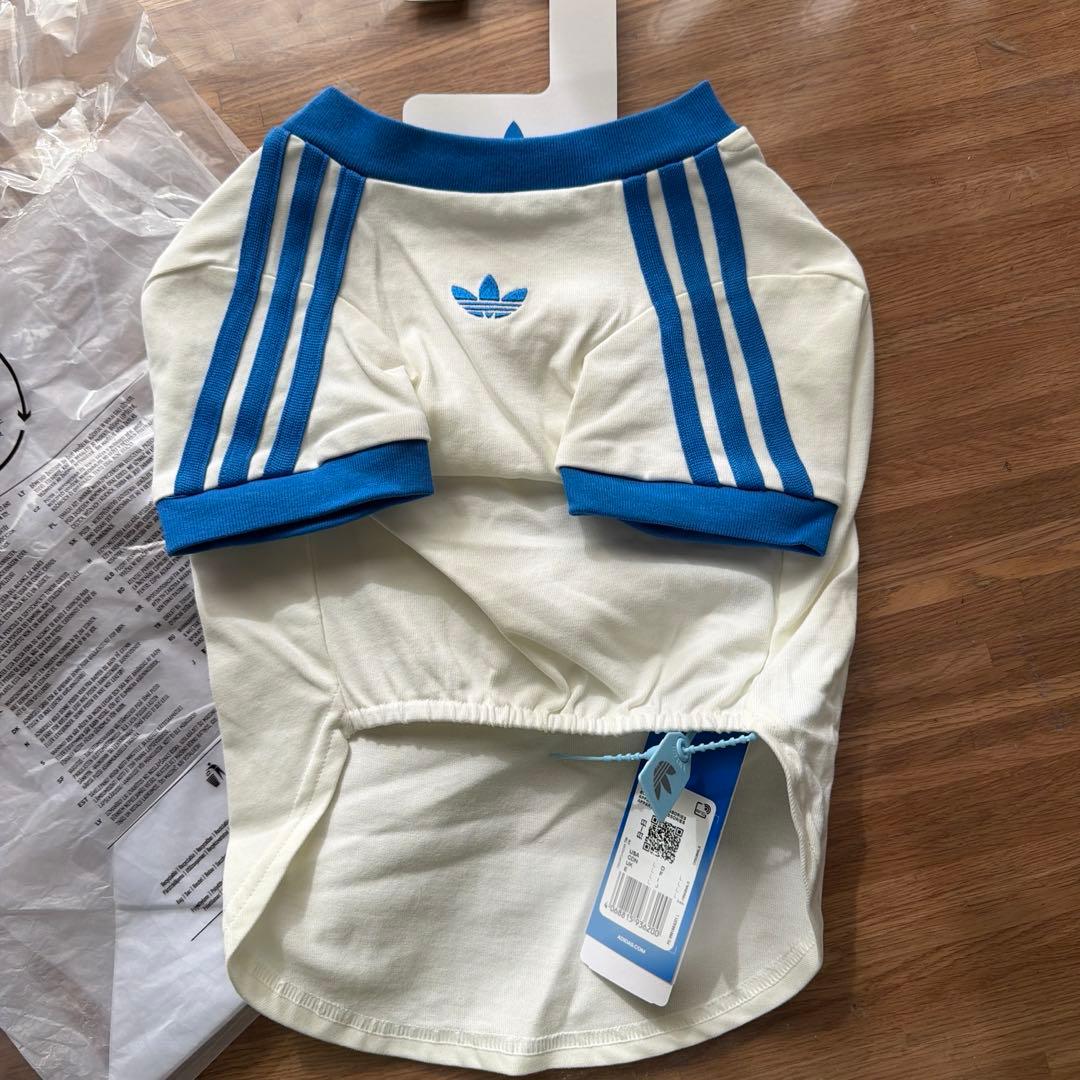 アディダス 犬服 中国限定商品XLサイズ