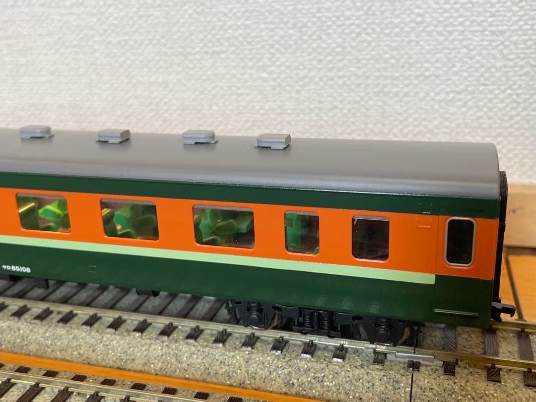 エンドウ HOゲージ鉄道模型 国鉄80系直流電車サロ85 300番台淡緑帯車