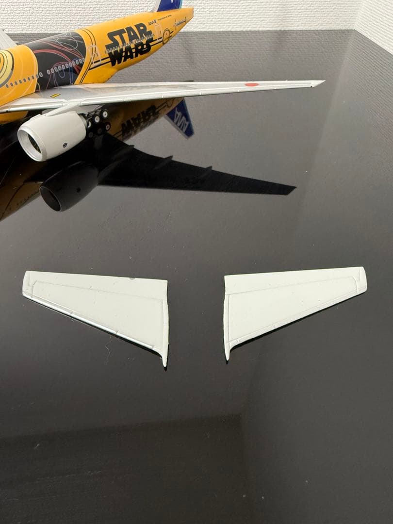 メ*3様 1/200 ANA JET B777-200ER C-3PO JA74