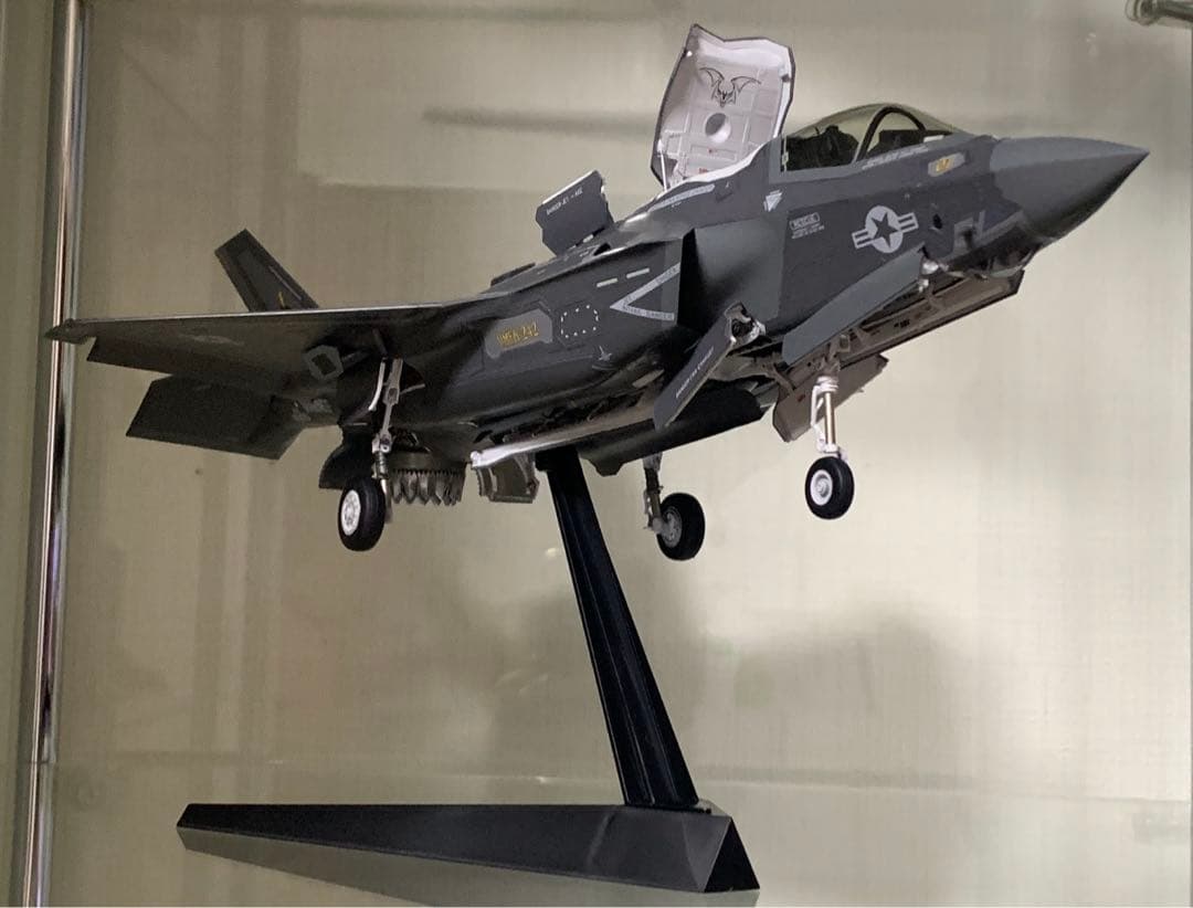 F-35B 1/48 垂直着陸状態