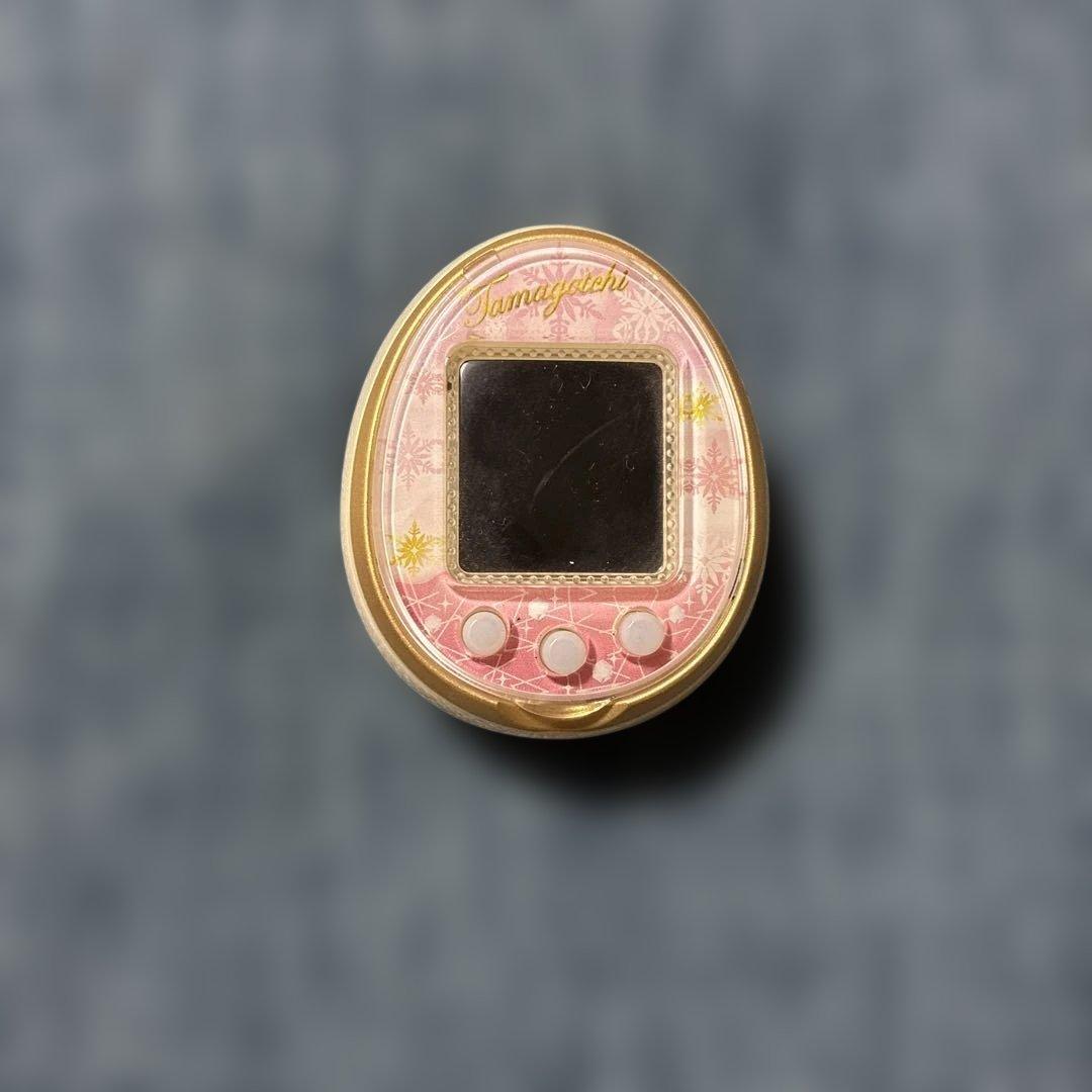 たまごっち TAMAGOTCHI 4U ホワイト 白　ピンクスノー