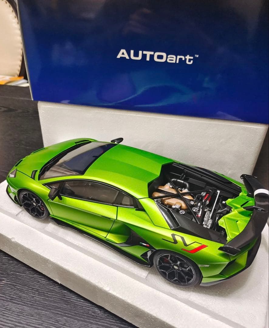 Autoart 1/18 ランボルギーニ・アヴェンタドール グリーン