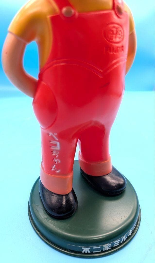 昭和レトロ 首振りペコちゃん 店頭用ソフビ/約３１センチ/台座付