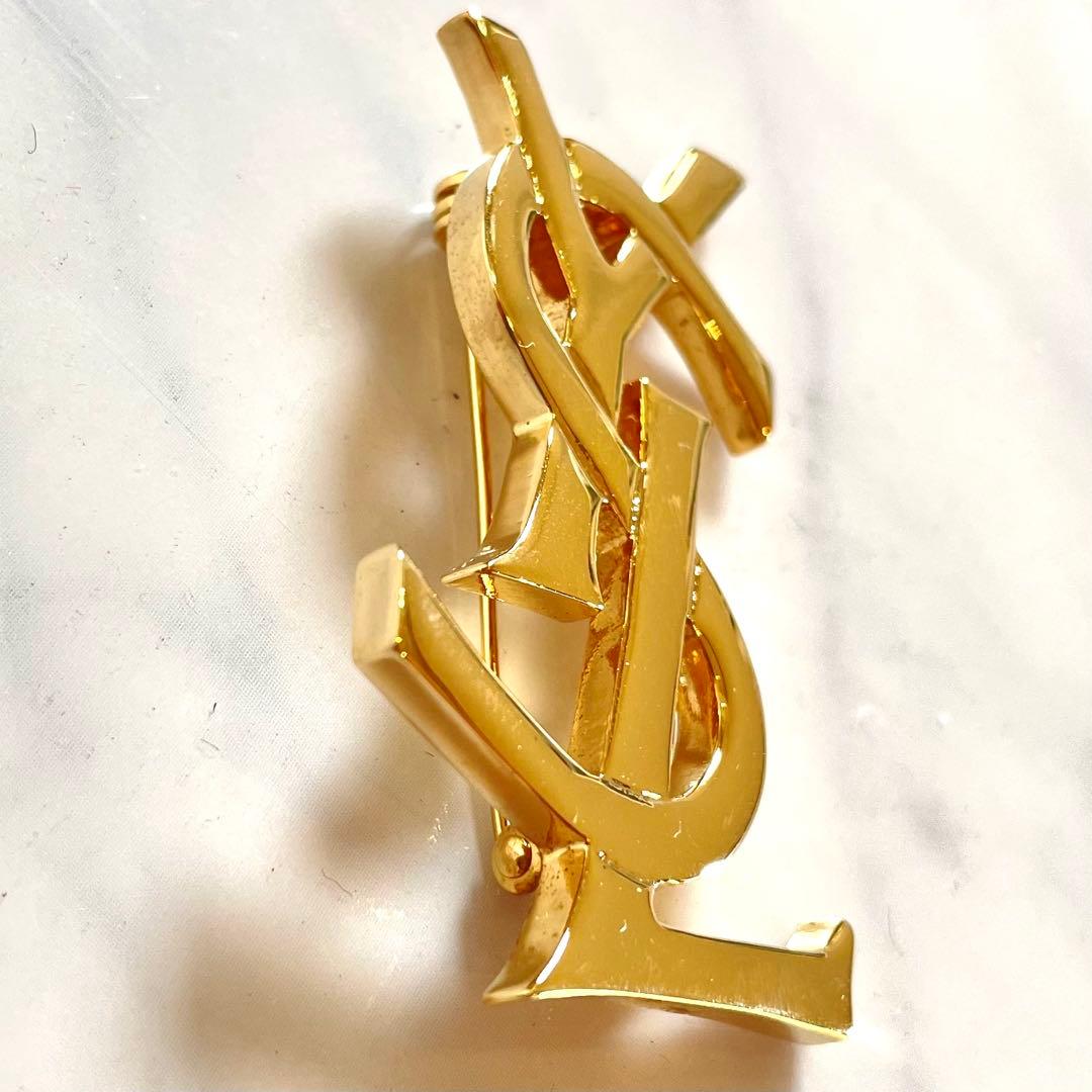 ✨美品✨ イヴサンローラン カサンドラ ブローチ ゴールドYSL