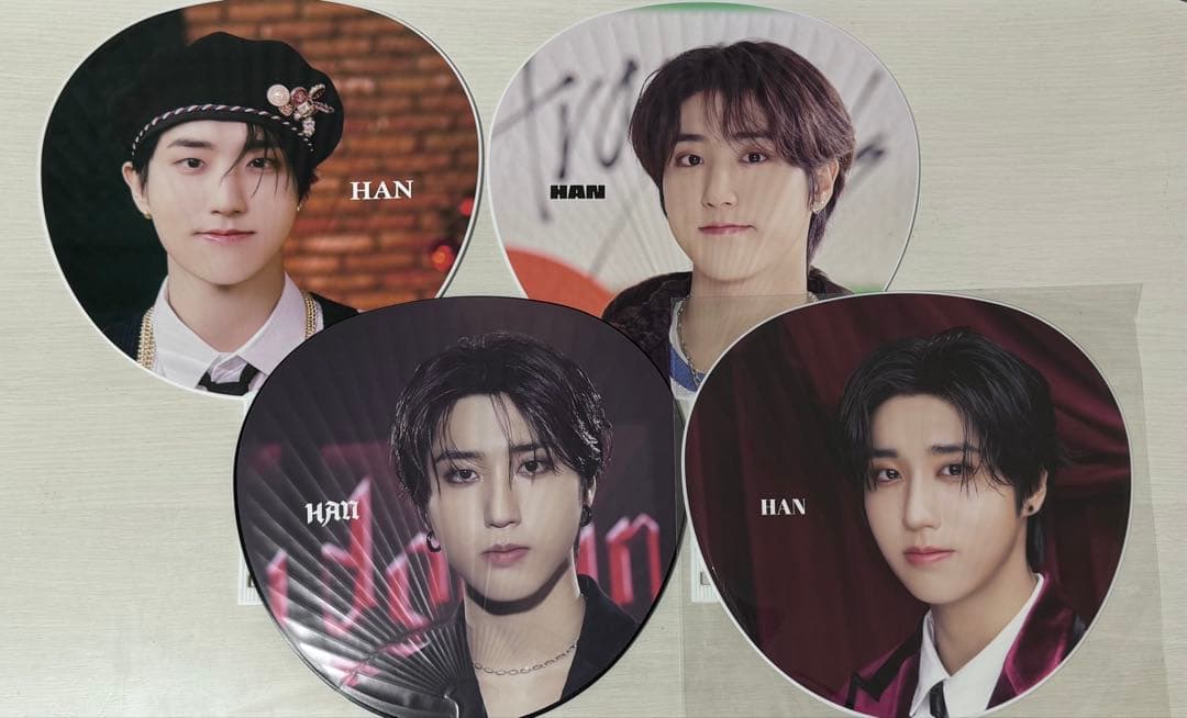 straykids ハン うちわ まとめ売り