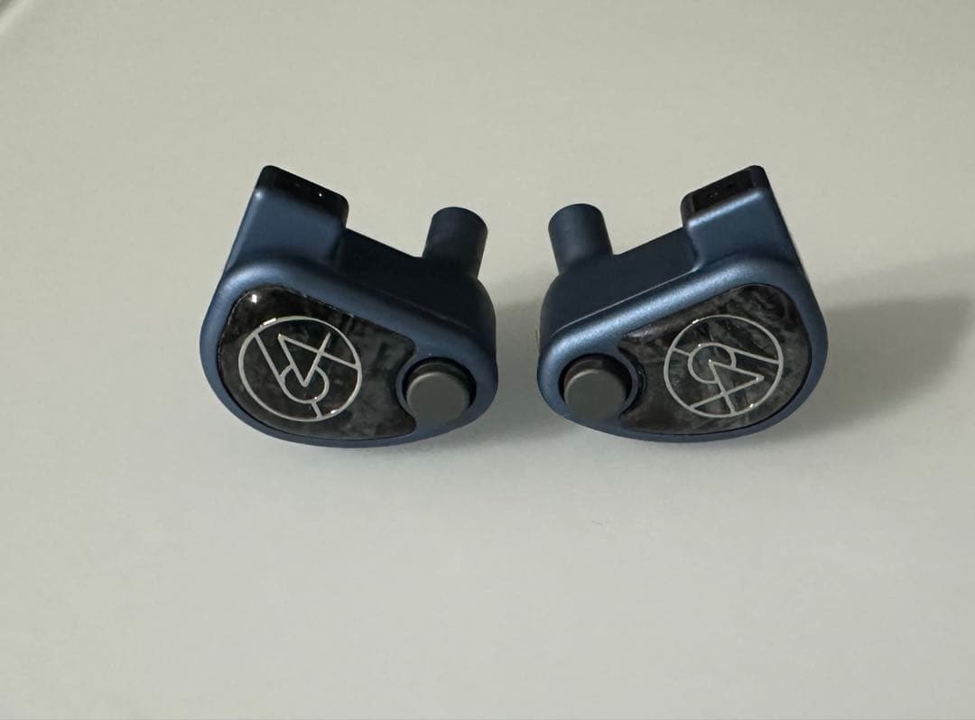 イヤホン 64 AUDIO U4s