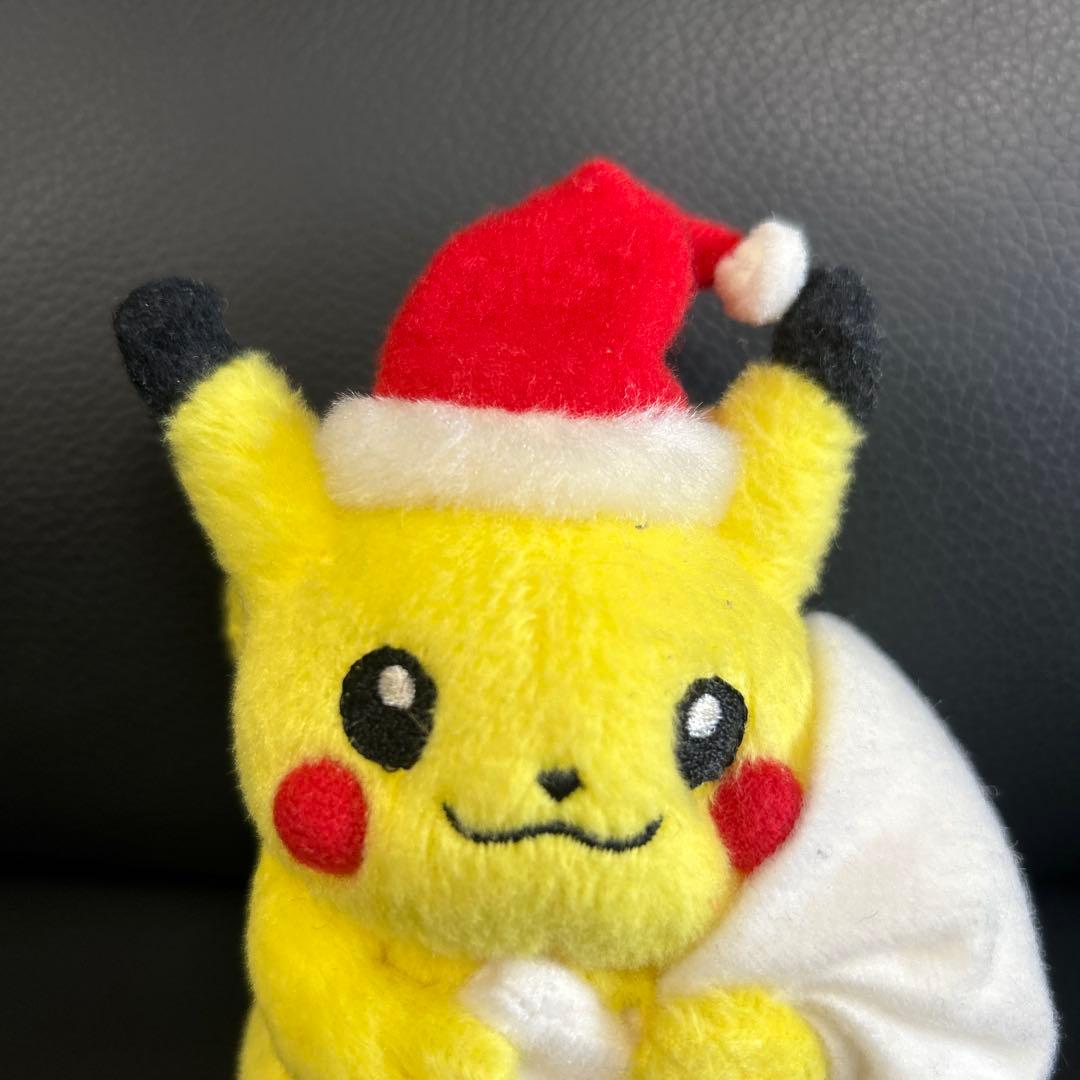 ポケモン　サンタクロース　ピカチュウ　キーチェーン　ポケモンセンター　2004