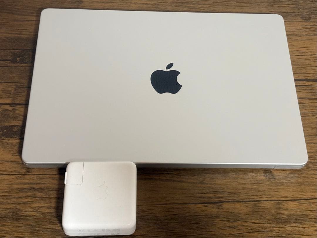 MacBook Pro 2021 M1 Pro 16GB/512GB 14インチ