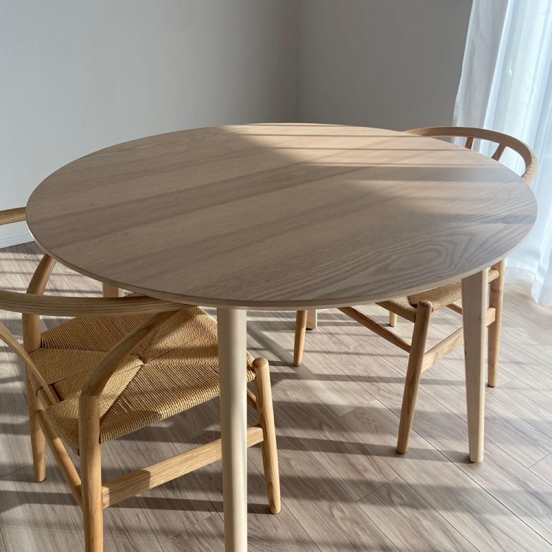 IKEA イケア LISABOラウンドダイニングテーブル