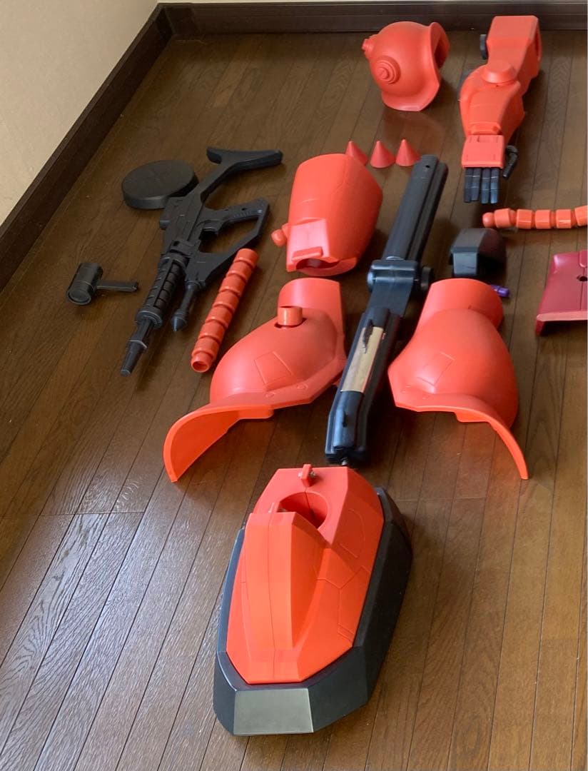 HY2M 1/12 シャア専用ザクⅡ