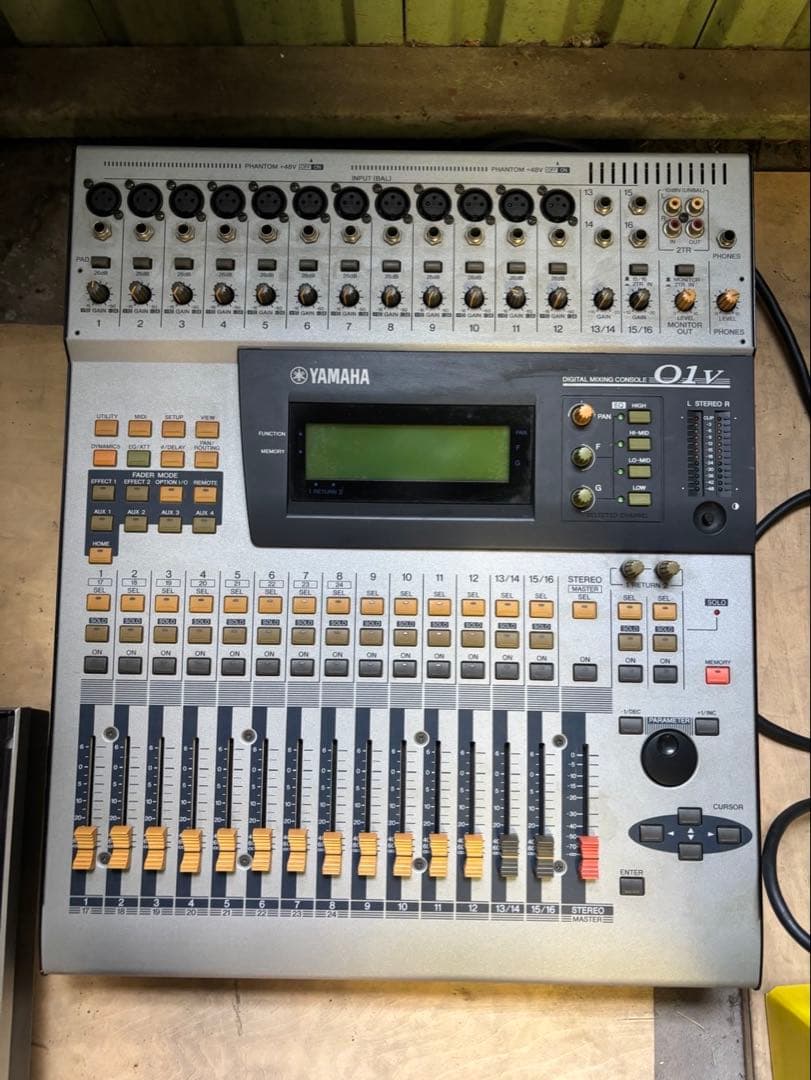 YAMAHA デジタルミキシングコンソール O1v (MY8-AT搭載)