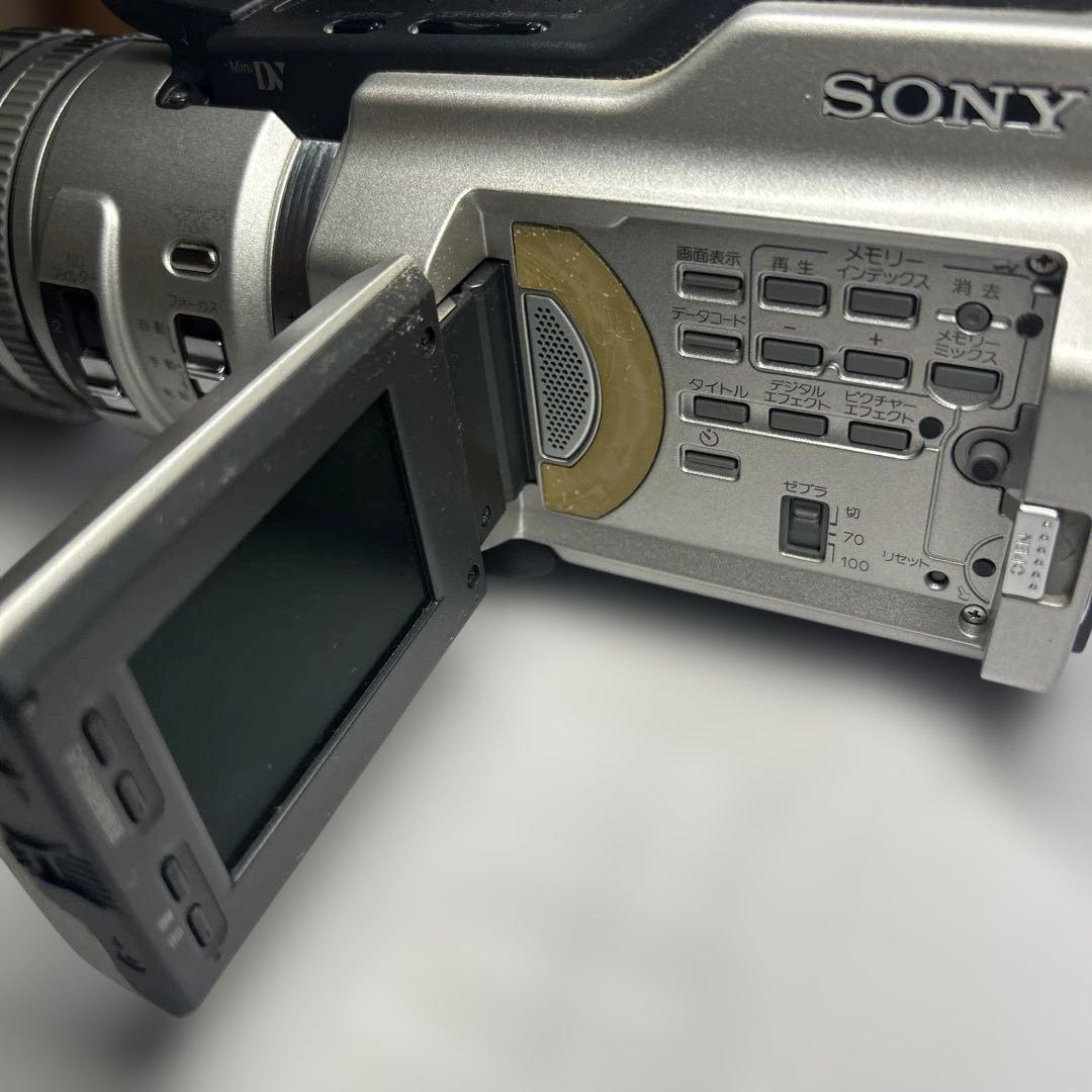 SONY ビデオカメラ レコーダーDCR-VX2000 稼働品