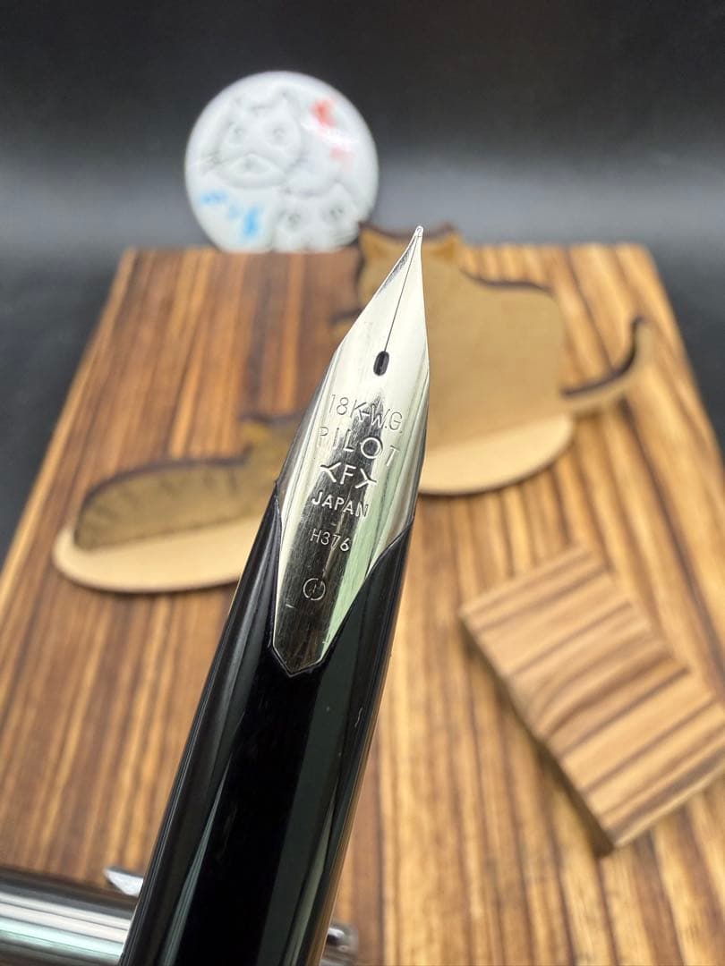 Pilot 万年筆 CUSTOM K-500SS 蝕刻ストライプ 18KWG F