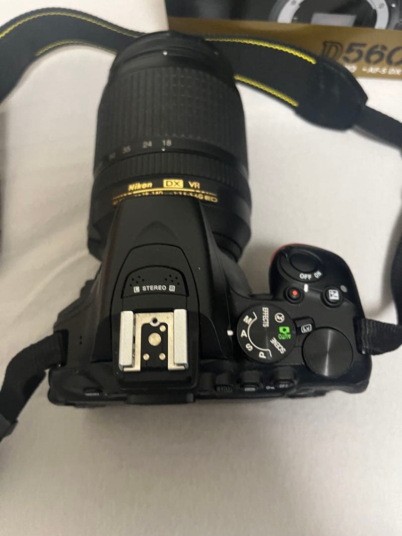 ニコン　Nikon D5600 + 18-140 撮影枚数2200