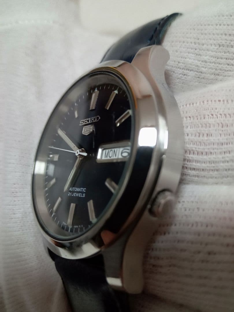 鶴*瓶様 SEIKO5　機械式自動巻　7S26　文字盤ネイビー　牛皮ベルト　美品