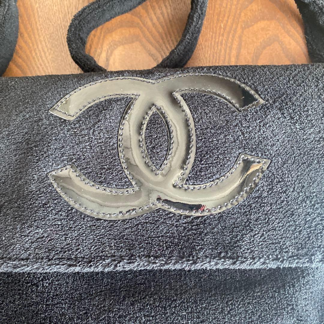 CHANEL 黒 ノベルティショルダーバッグ　非売品パイル