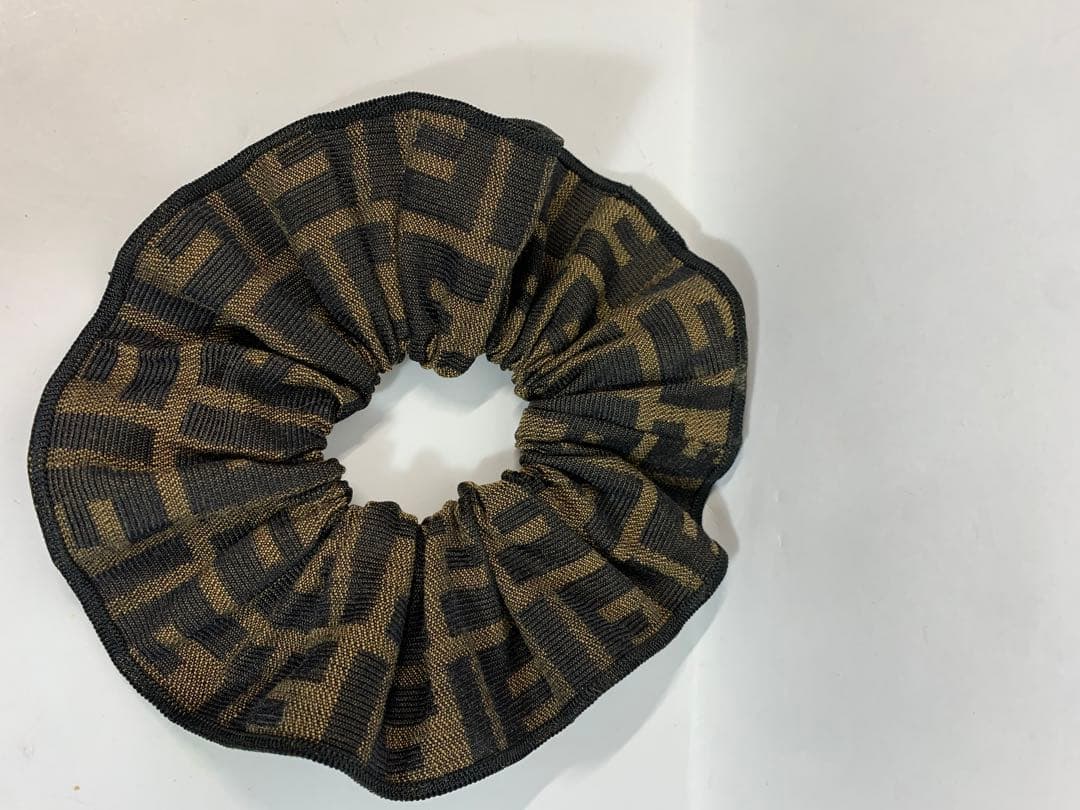 フェンディ　カチューシャ＆シュシュ　ヘアーアクセサリー2点セット