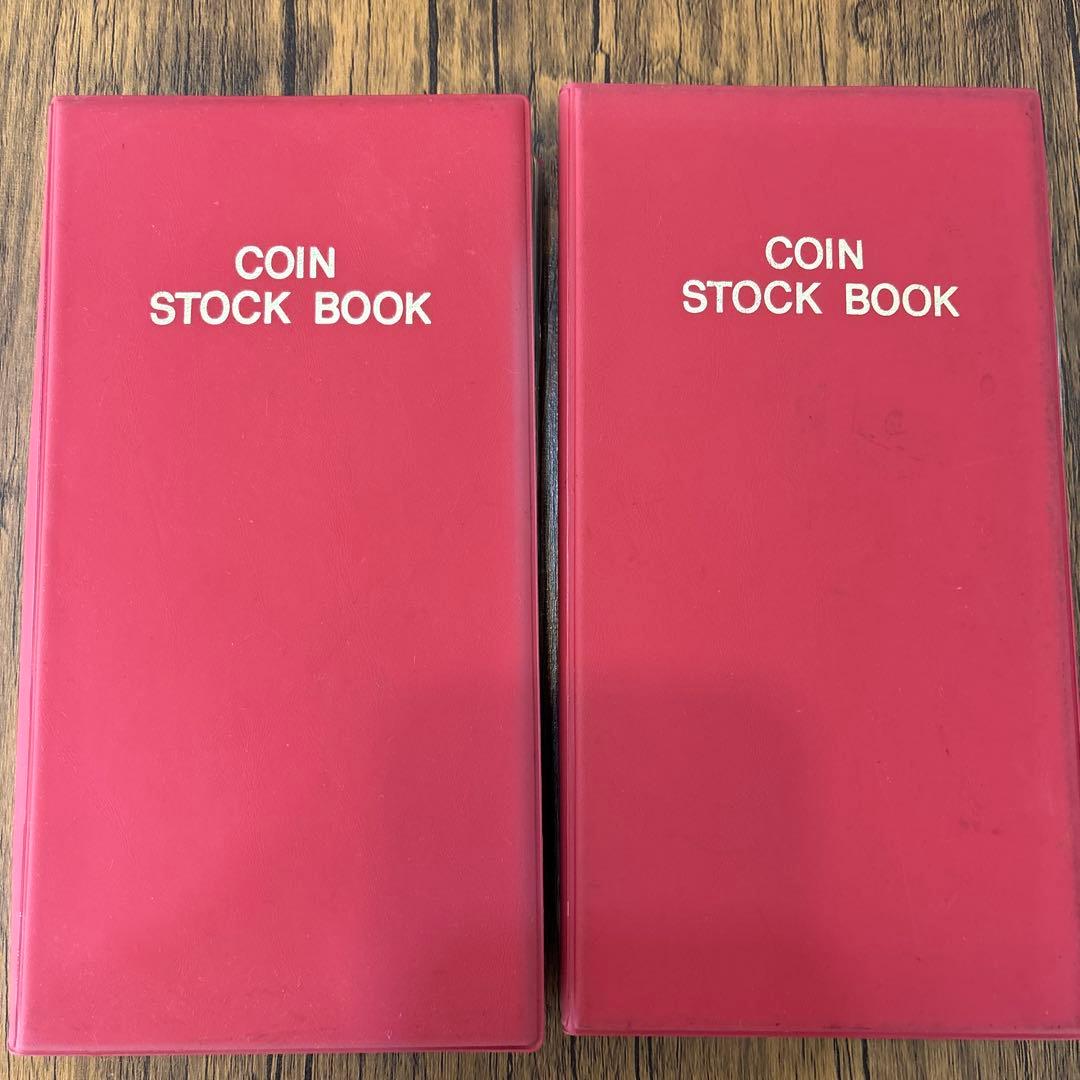 記念硬貨と古銭のセットです