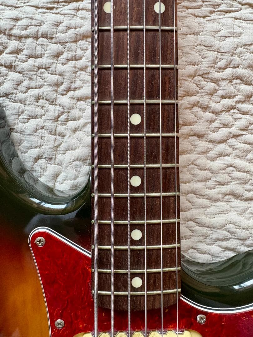 Fender Bass VI サンバースト