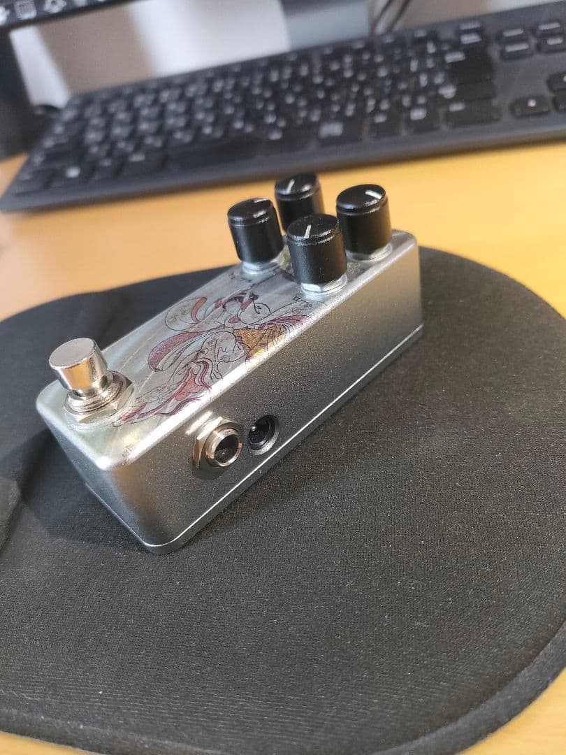 ギター STRAWBERRY RED OVERDRIVE 4K