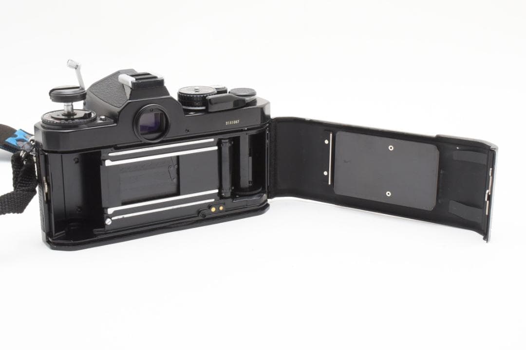 超美品 NIKON FE2 ブラック　フィルムカメラ　モルト新品交換済 M245