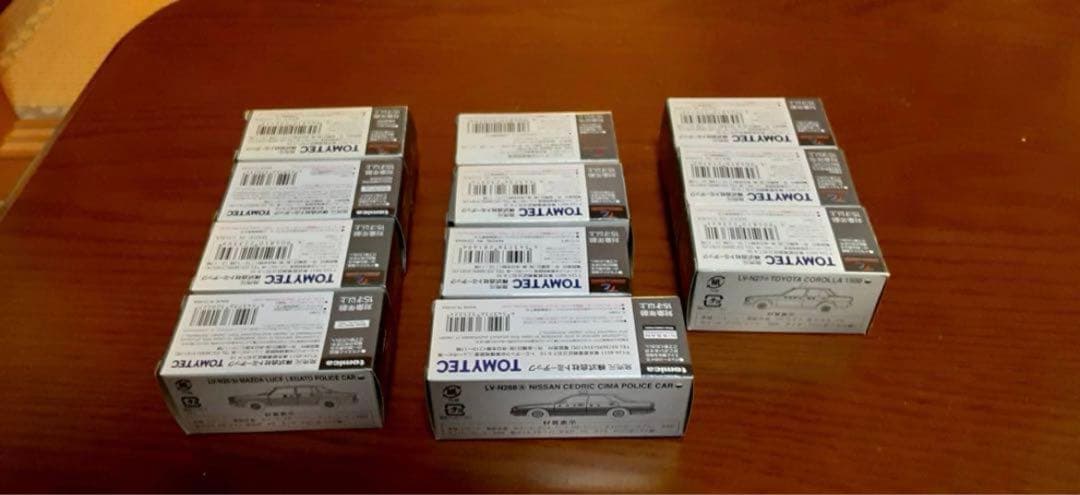 【11台】トミカリミテッド　ヴィンテージ・ヴィンテージネオ 救急車、パトカー他