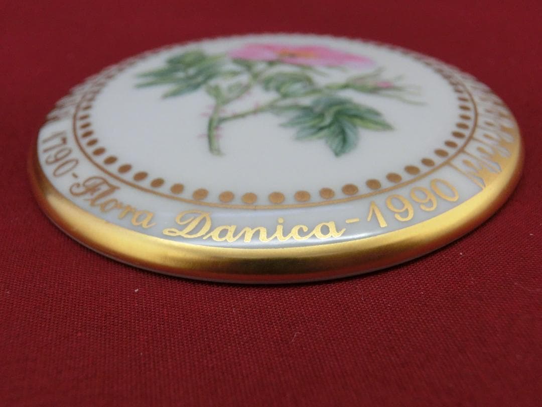 『ロイヤルコペンハーゲン』コンパクトミラー