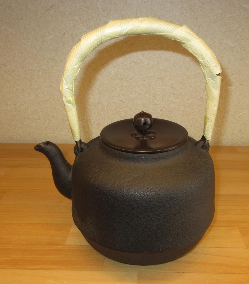 送料込【逢絢亭・新品】茶道具 鉄瓶 阿弥陀堂 釜師 菊地政光 共箱入り