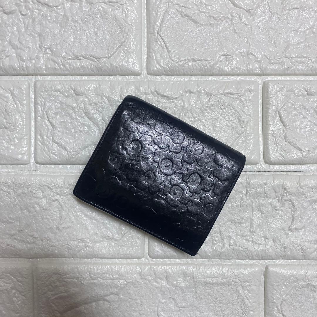 marimekko マリメッコ　二つ折り　ブラック　財布