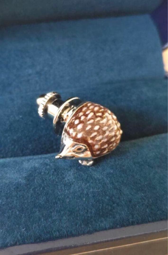 SATURNO サツルノ ラペルピン ハリネズミ タイタック ピンブローチ