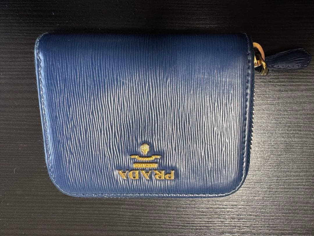 PRADA ネイビー ケース