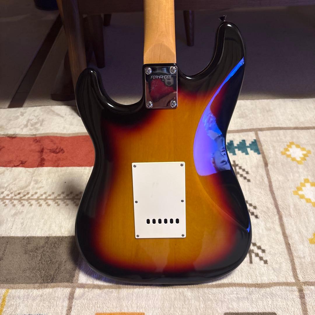 FERNANDES サンバースト エレキギター