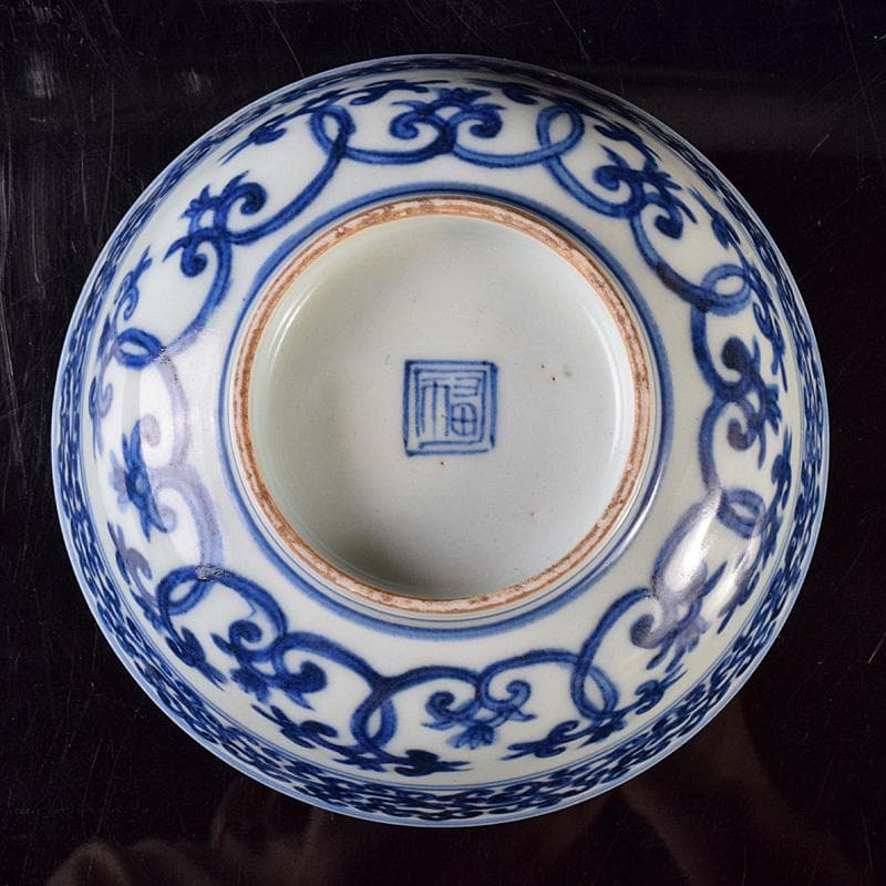 中国　青花花文碗　N　8062E