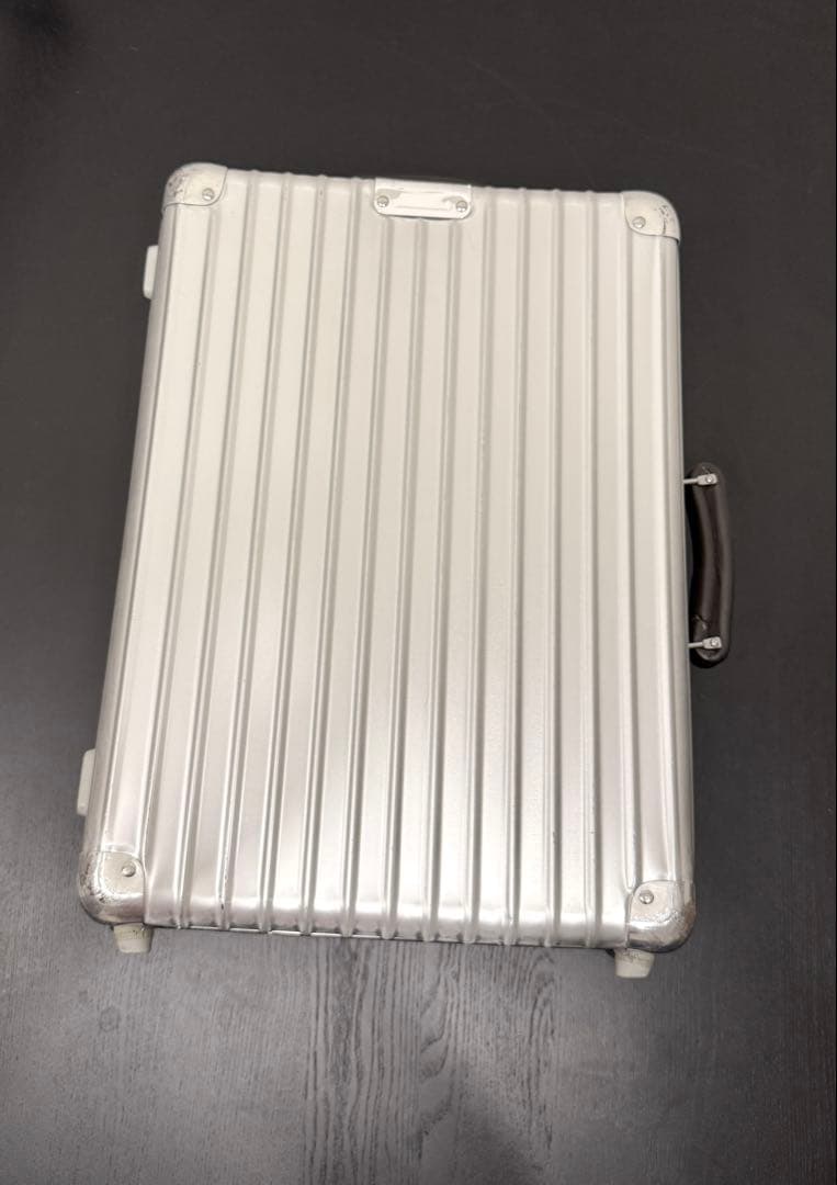 リモワ　クラシックフライト　2輪　スーツケース