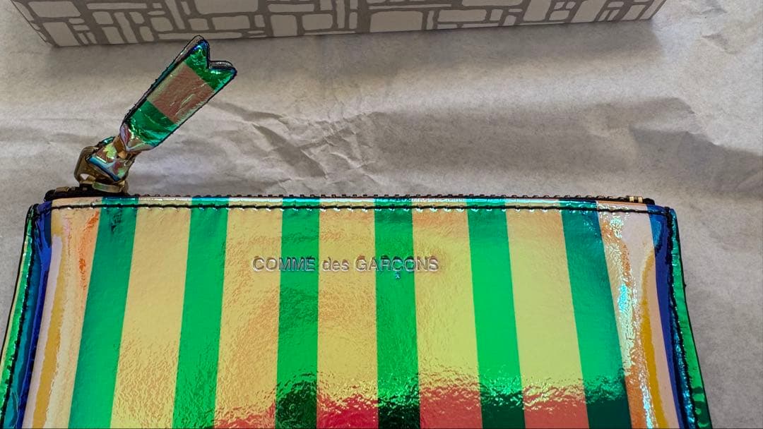 新品未使用 COMME des GARÇONS ストライプ ケース