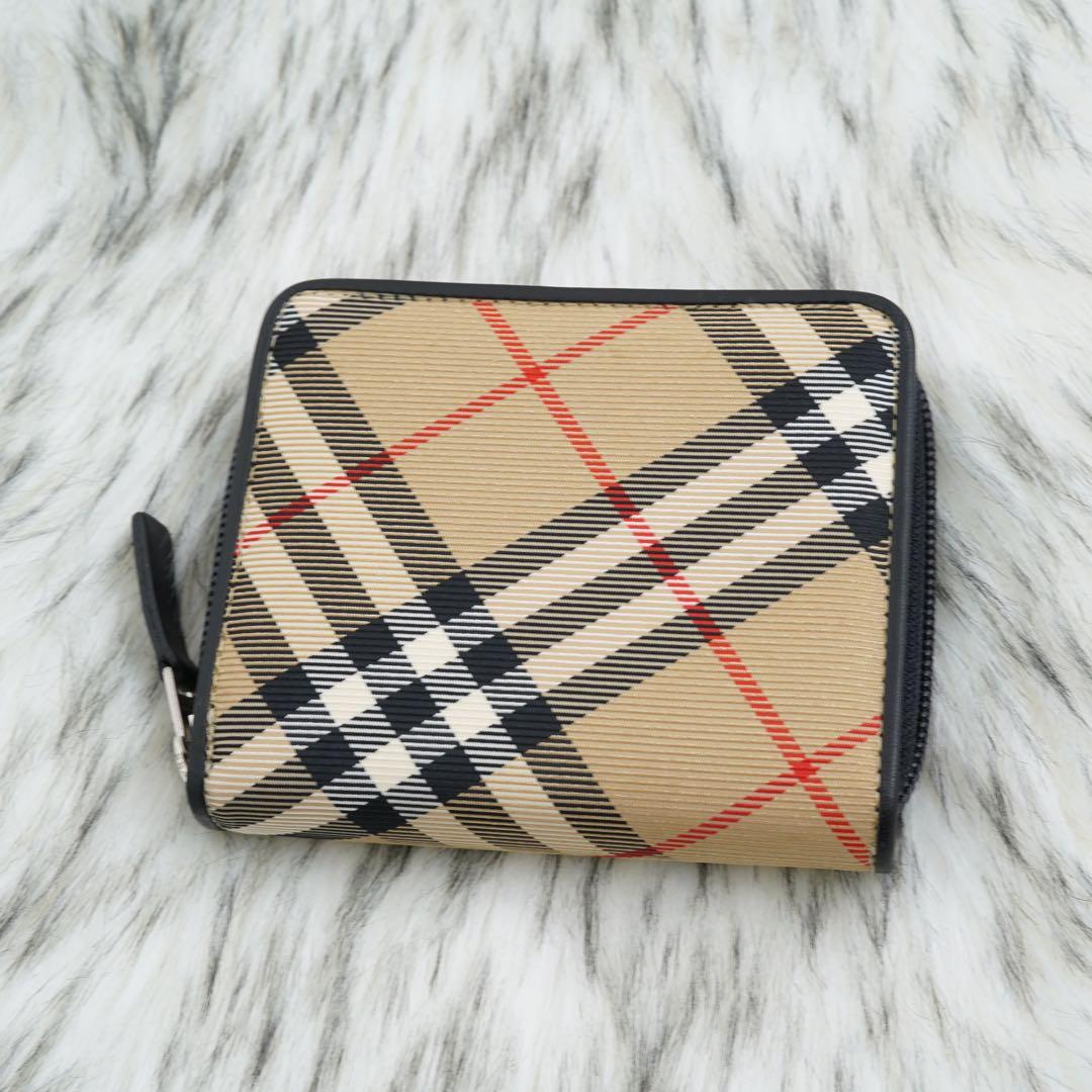 新品未使用品　箱付き　BURBERRY LONDON 二つ折り財布　ノバチェック