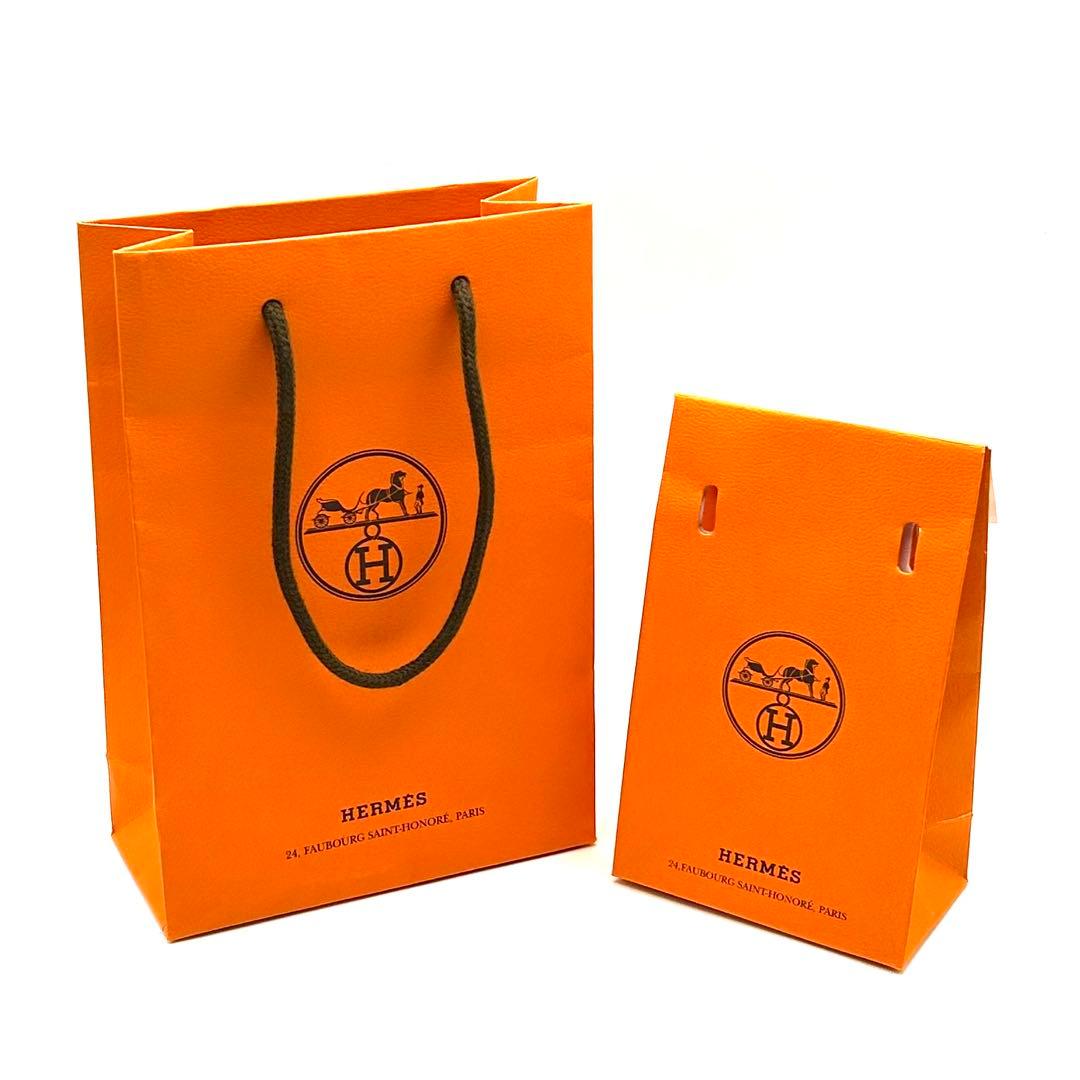 【新品未使用級】エルメス 正規品 ショッパー32枚 オレンジ 紙袋 小さいサイズ