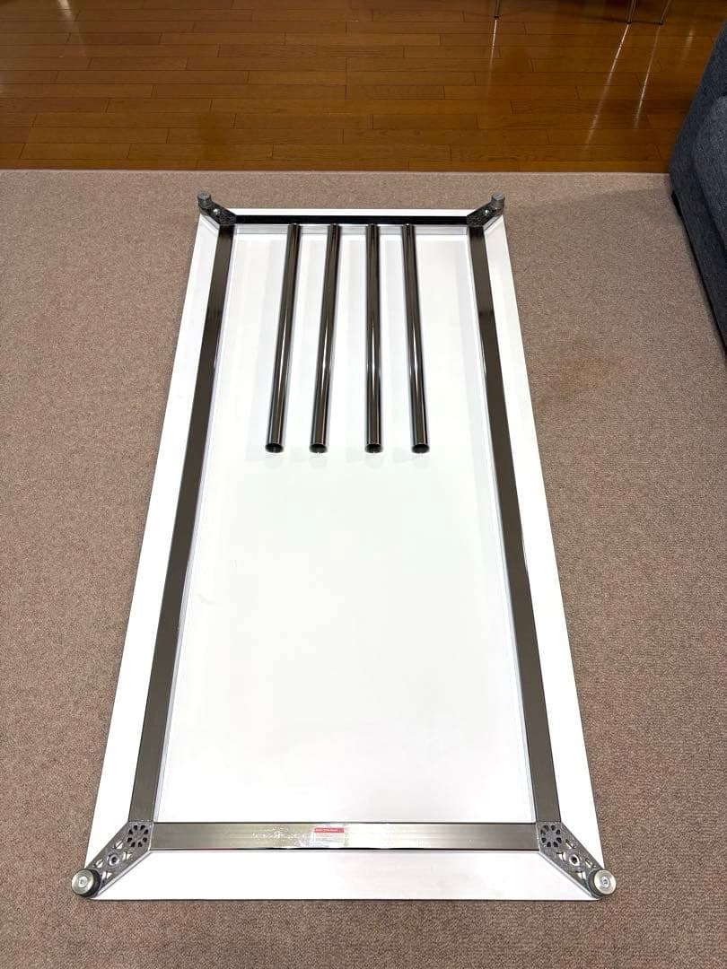 フリッツハンセン Fritz Hansen プラーノ ダイニングテーブル