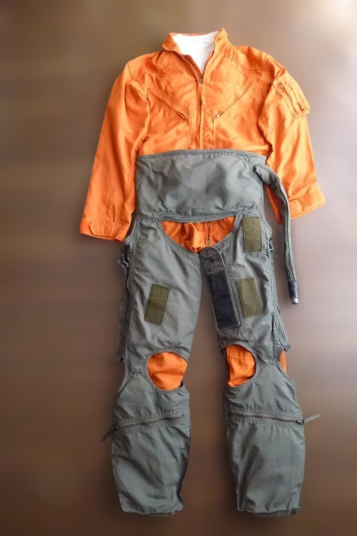 米軍実物 USAFフライトギア 耐GスーツCSU13 ジェットパイロット耐G服
