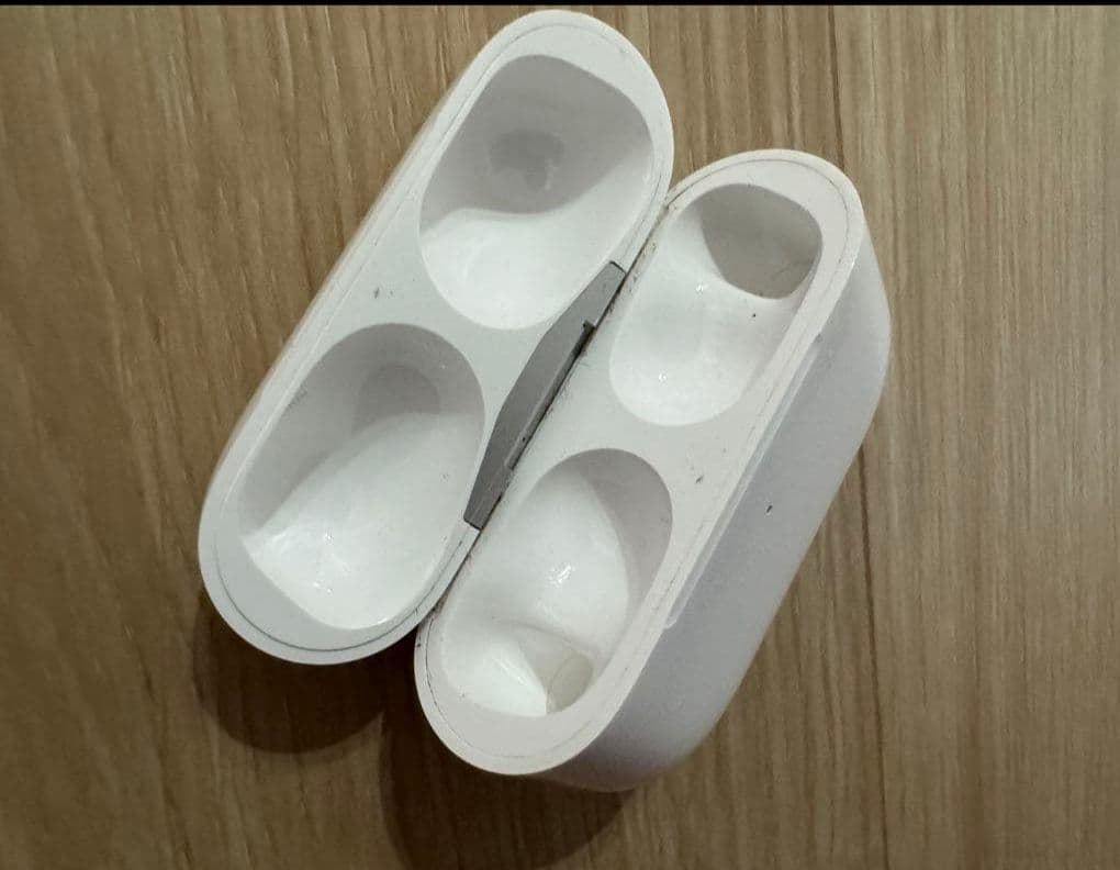 AirPods Pro 第二世代（lightning）