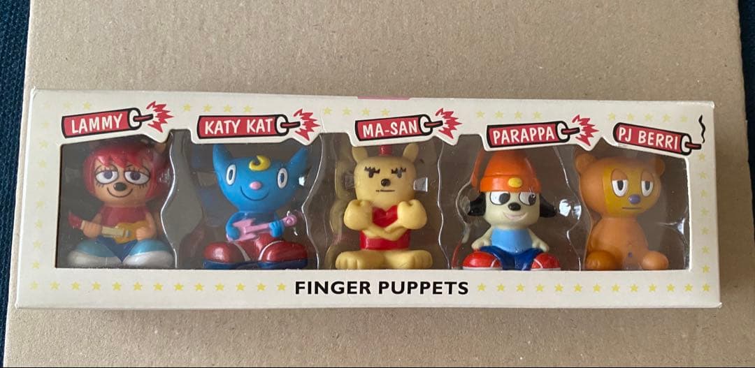 ウンジャマラミー⭐︎パラッパラッパー⭐︎フィンガーパペット