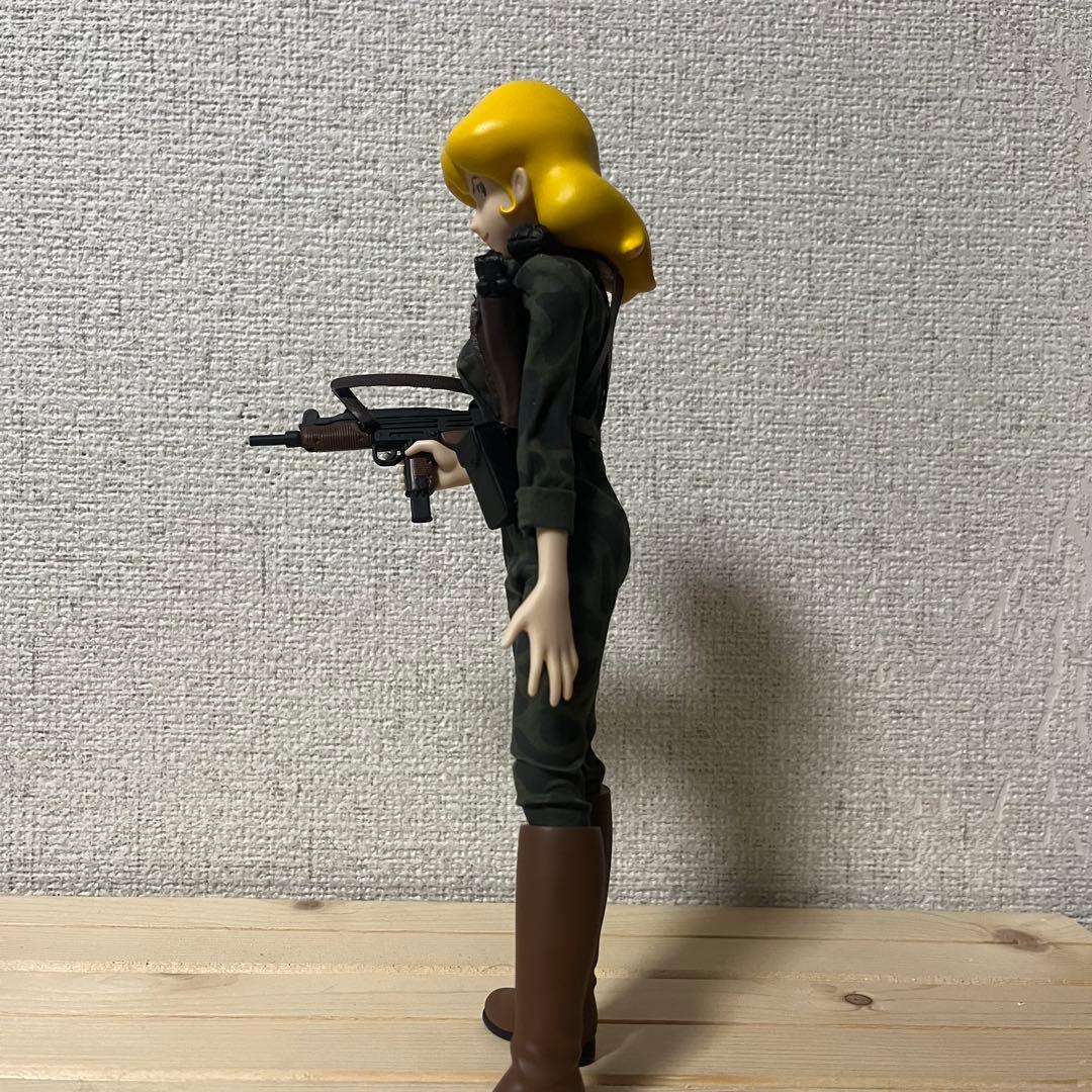 峰不二子　ルパン三世 カリオストロの城　フィギュア　メディコムトイ