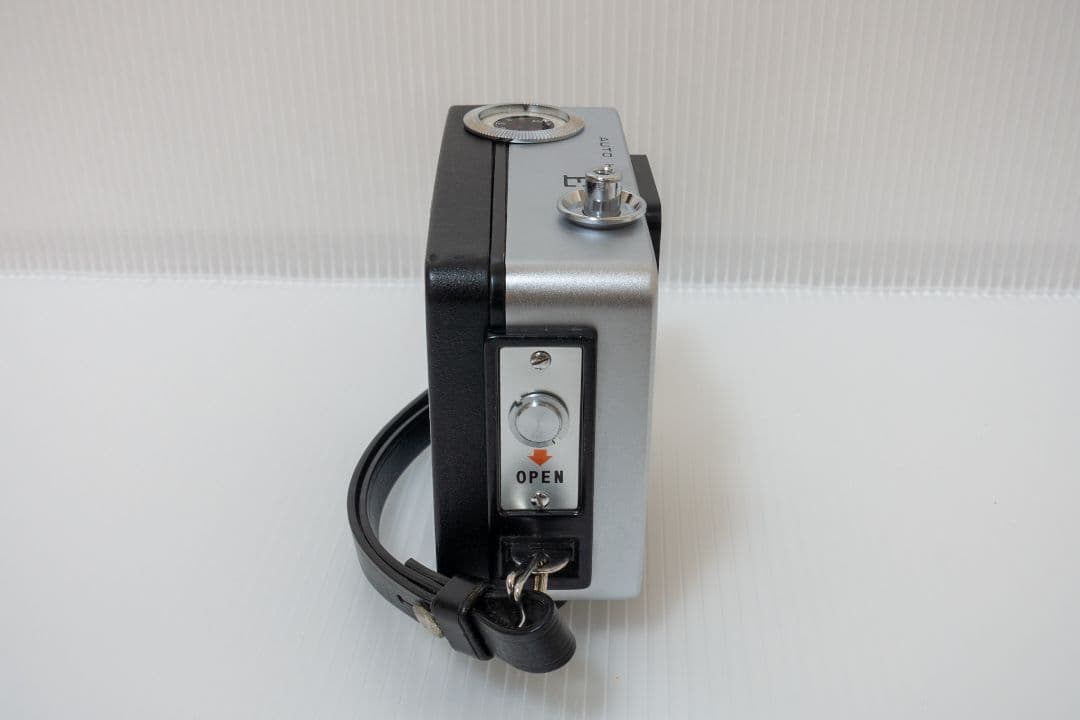 ⑫【美品・整備済品】RICOH AUTO HALF E 「ブラック」オートハーフ