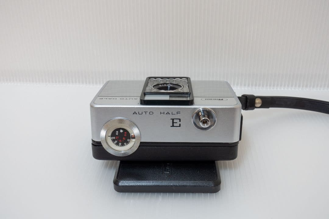 ⑫【美品・整備済品】RICOH AUTO HALF E 「ブラック」オートハーフ