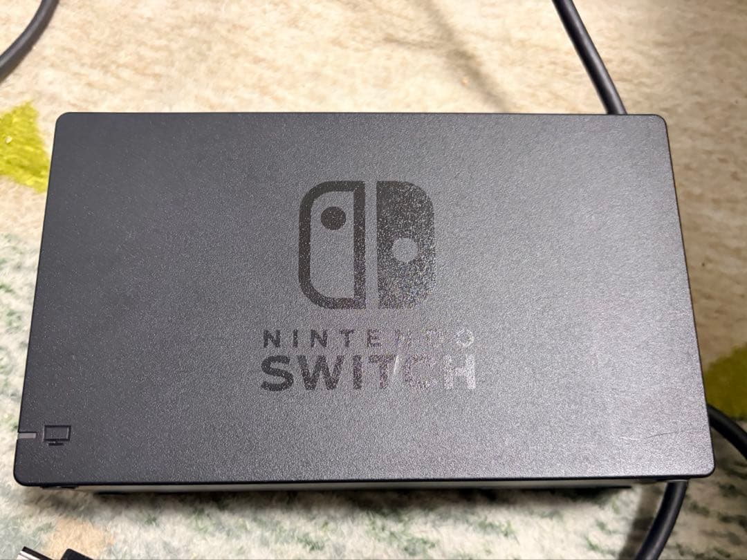 Nintendo Switch 本体 青と赤 Joy-Con ケース付き